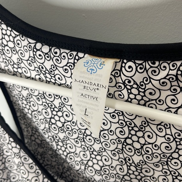 MANDARIN BLUE Active Black and White Patterned Sleeveless Tank Top Size Large - Picture 2 of 7
